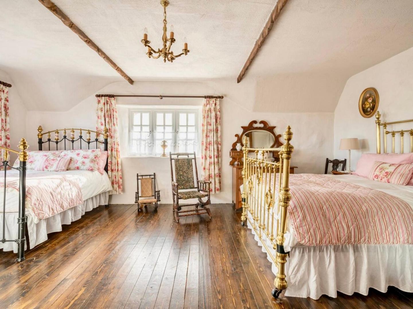 Вилла Rosehill House Данганнон Номер фото